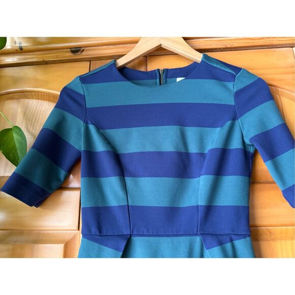 Fossil Blue Rugby Striped Short Sleeve Sheath Dress Crew Neck Back Zip SZ XS - Picture 6 of 12